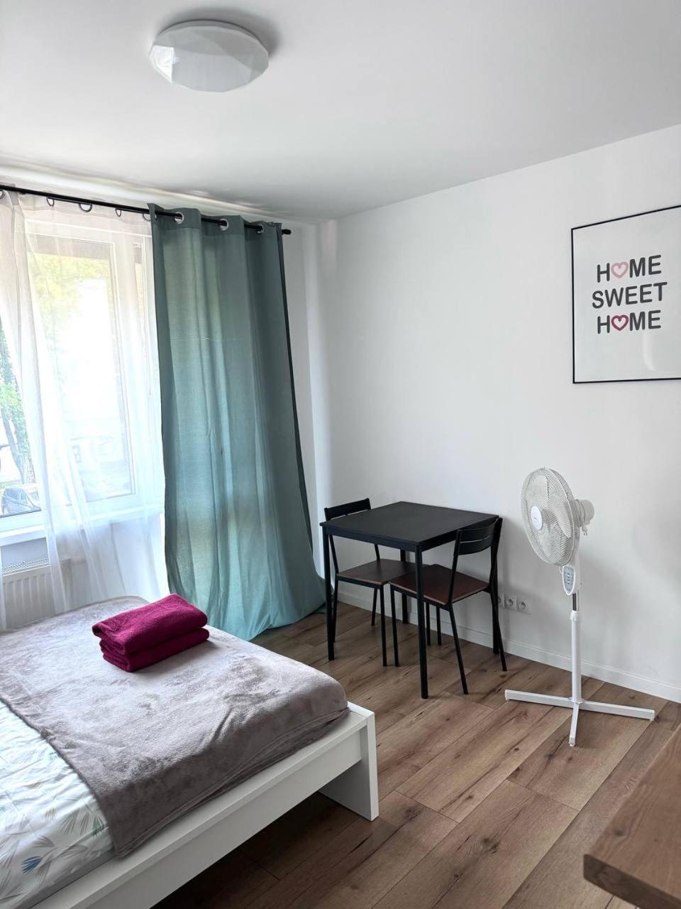 Quiet Apartment Near The Park, Metro, Centre, Wi-Fi - By Hik Apartments Warsawa Bagian luar foto